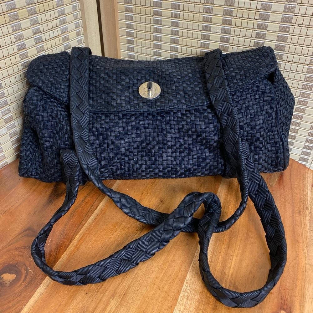 🔶 The SAK Black Woven Barrel Shoulder Bag